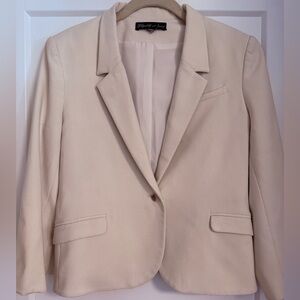 Elizabeth and James Ivory Peak Lapel One Button Jacket  4 (est) Quiet Luxury